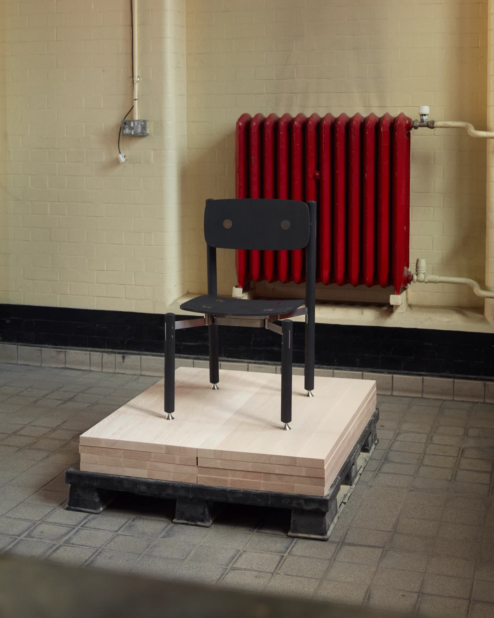 Keeling Collection Table Chair