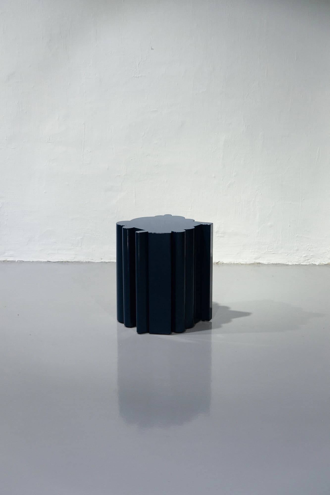 Stool (dark green)