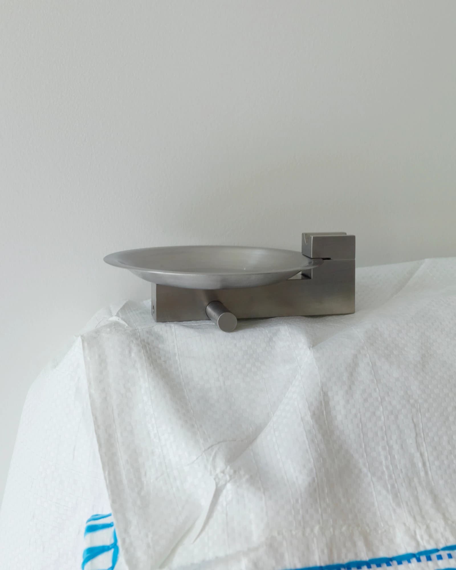 Ashtray Without Qualities – Tabletop