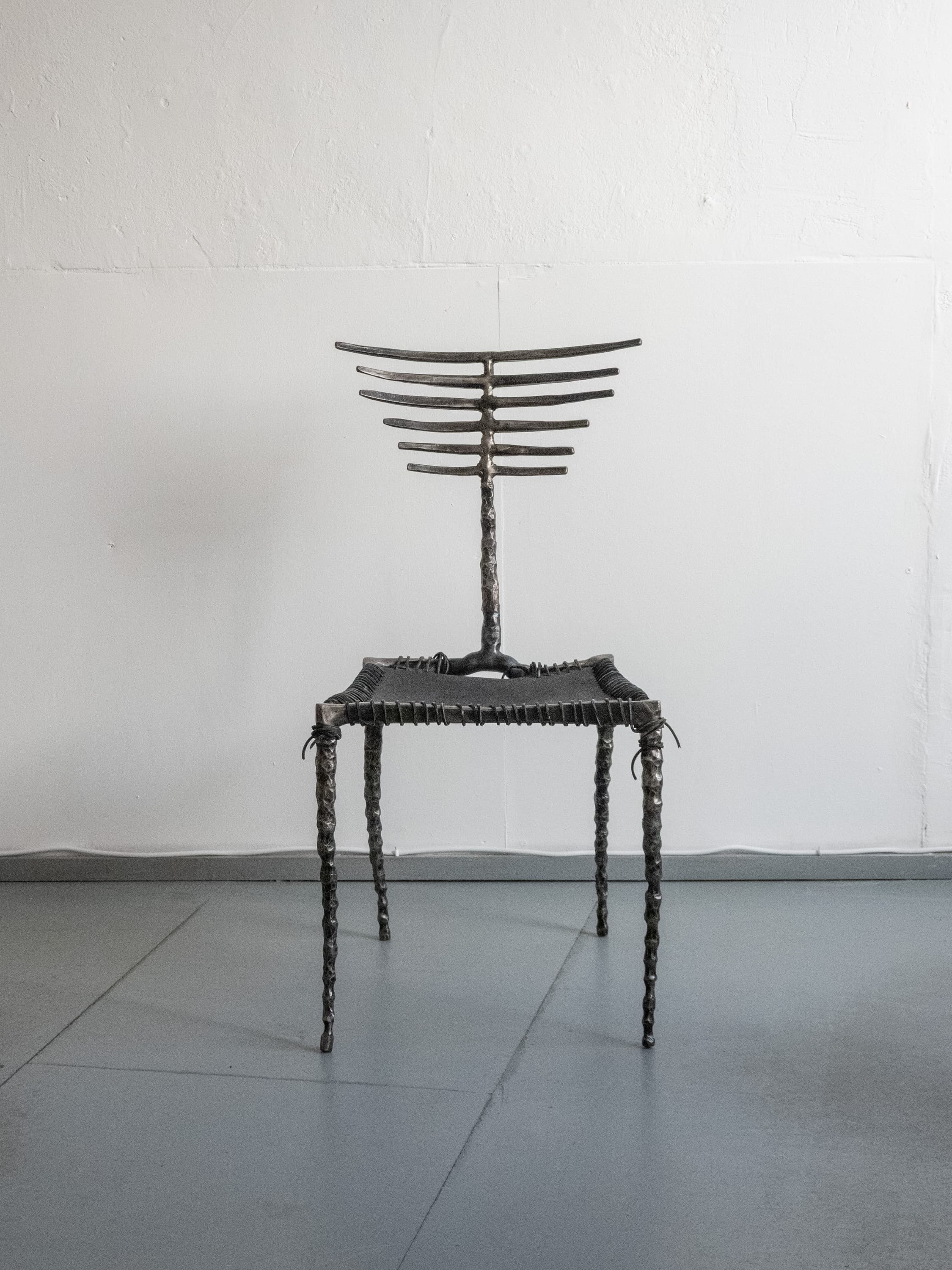 Skeleton chair